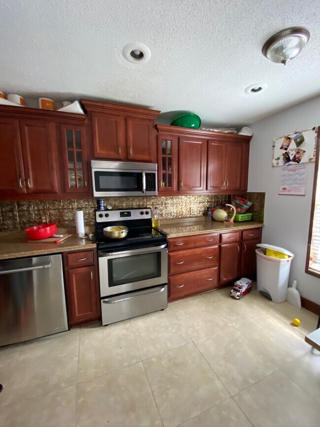 Building Photo - 5153 Breckenridge Pl