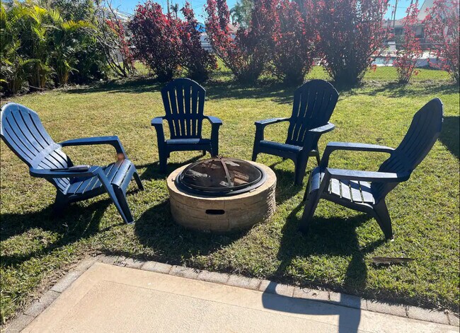 Building Photo - 3537 SE 1st Pl