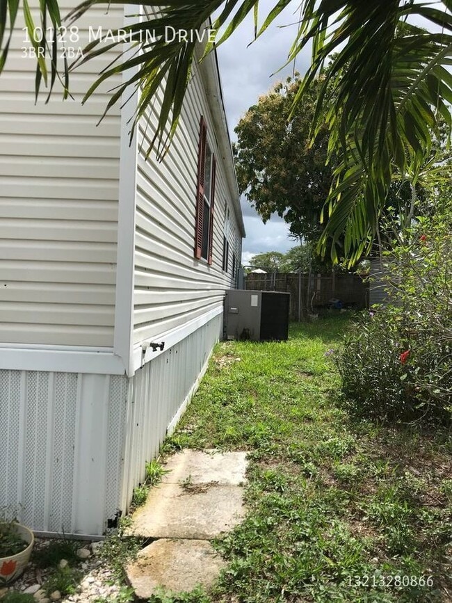 Building Photo - 10128 Marlin Dr