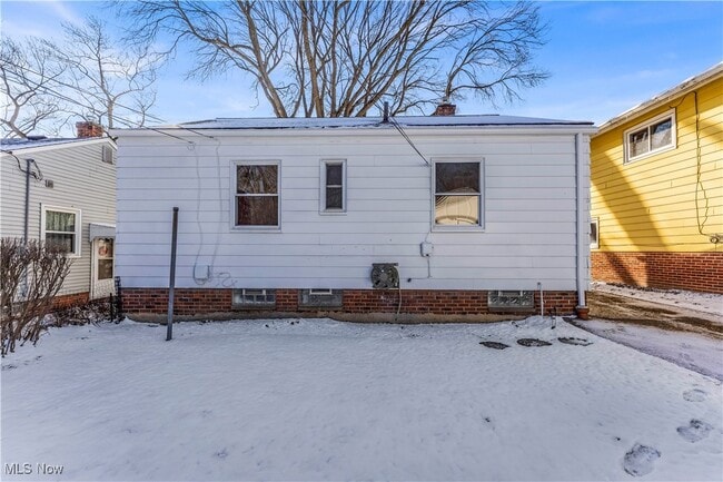 Building Photo - 12521 Park Knoll Dr