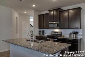 Building Photo - 702 Overlook Dr