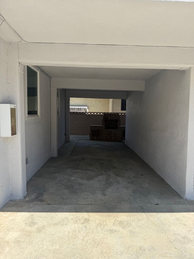 Building Photo - Bayon LLC