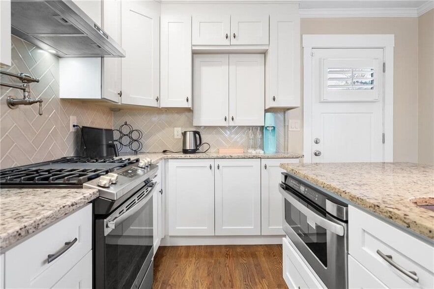 Building Photo - 2026 Harwinor Rd SE