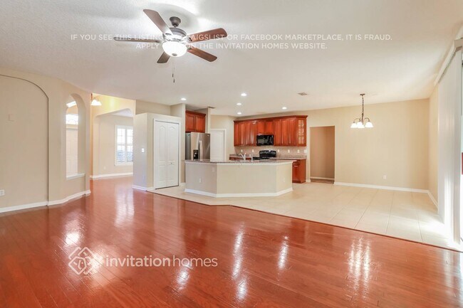 Building Photo - 2719 Spoonbill Trail