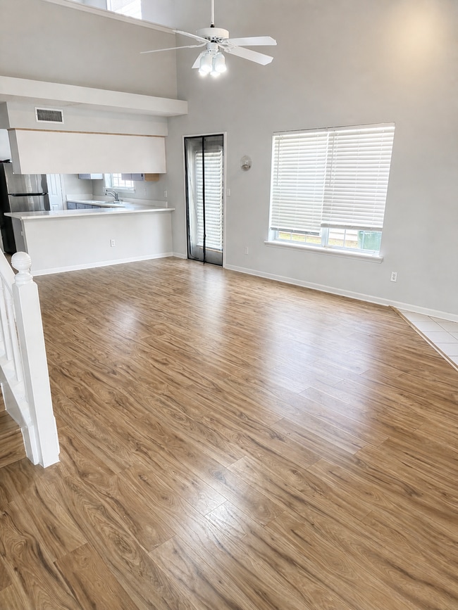 Building Photo - 4120 Silkbay Ct