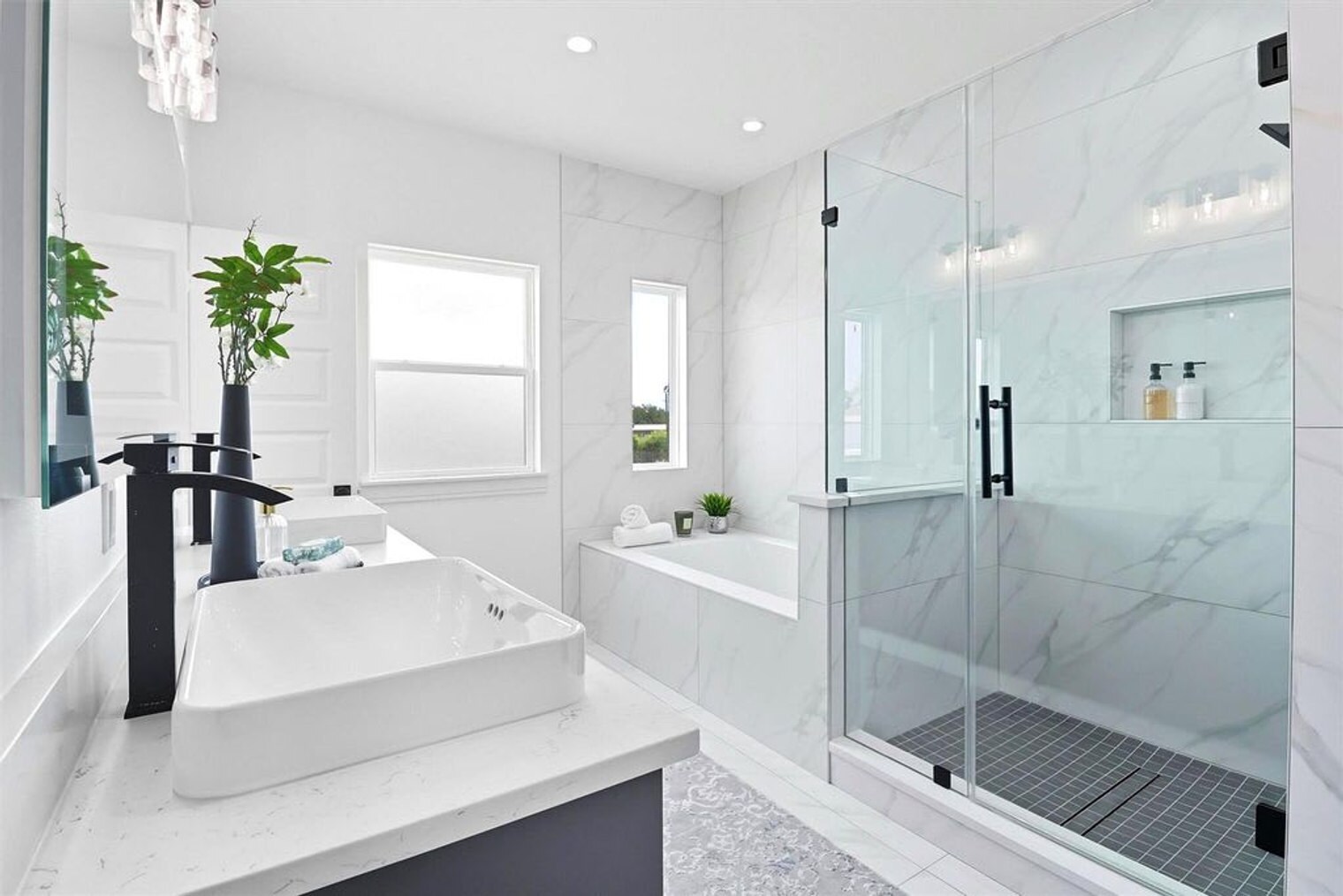 Building Photo - 2926 El Fenice Ln