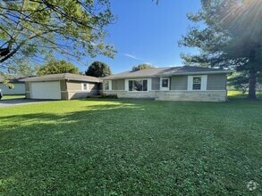 Building Photo - 395 Schooley Dr