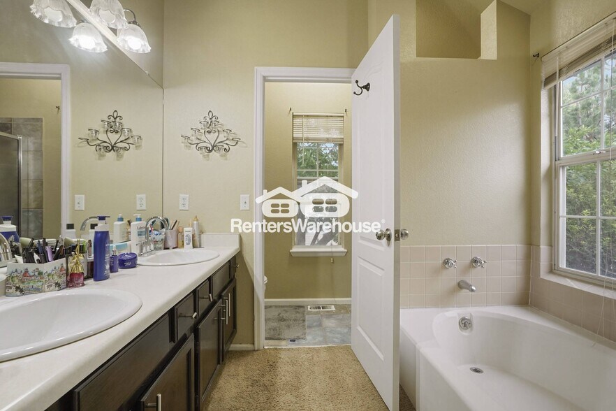 Building Photo - 12947 S Molly Ct