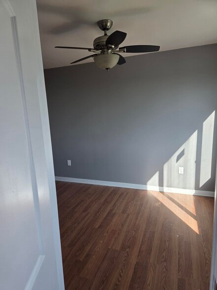 Building Photo - 4010 Rockwood St