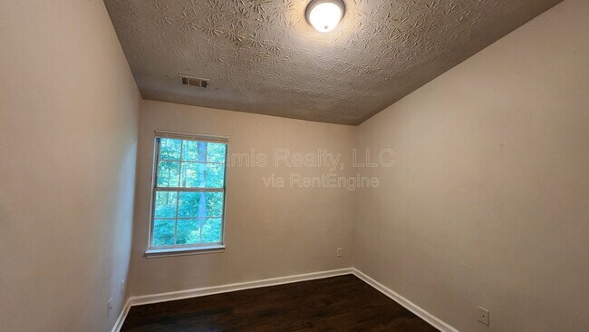 Building Photo - 2840 Vining Ridge Terrace
