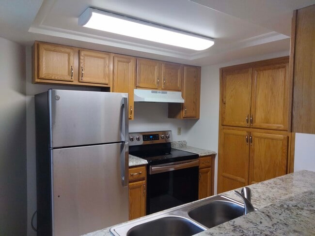 Building Photo - 3266 SE Aster Ln