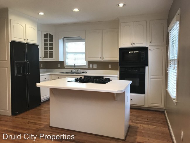 Building Photo - 3905 28th St