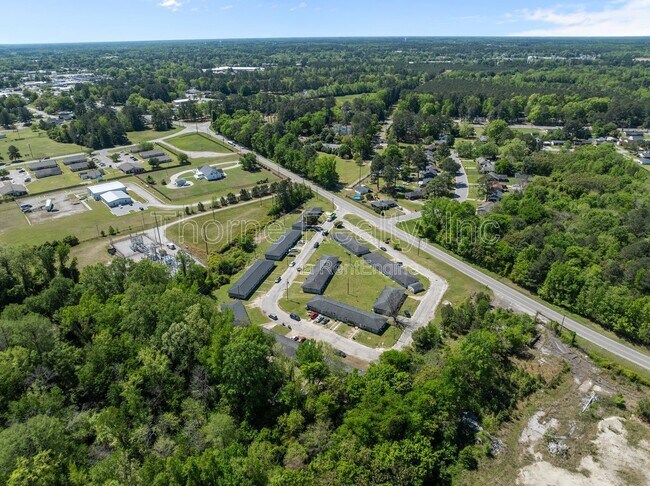 Building Photo - 2501 St Andrew St