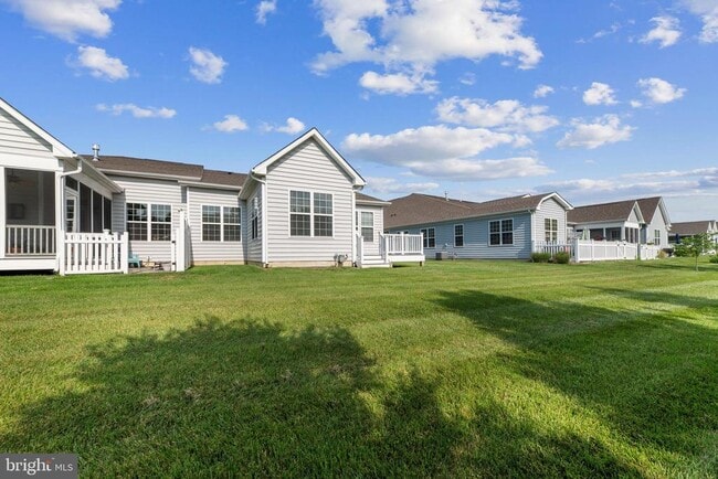 Building Photo - 906 Moorings Cir