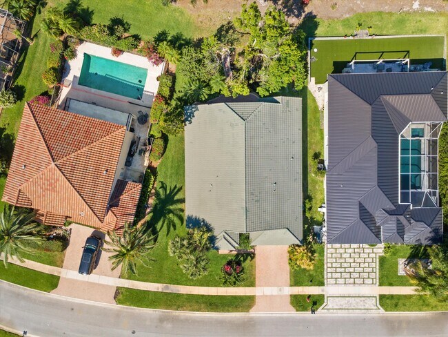 Building Photo - 1871 Corsica Dr
