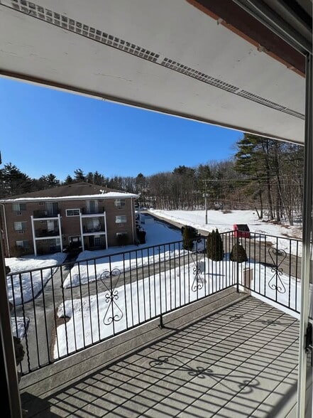 Building Photo - 383 Huse Rd