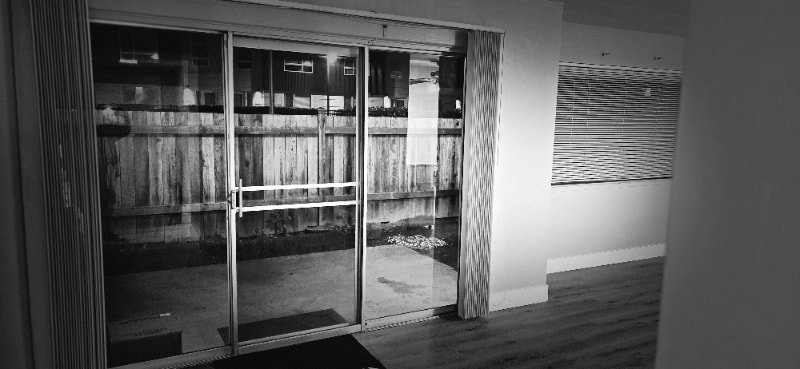 Building Photo - 2200 Royale Rd