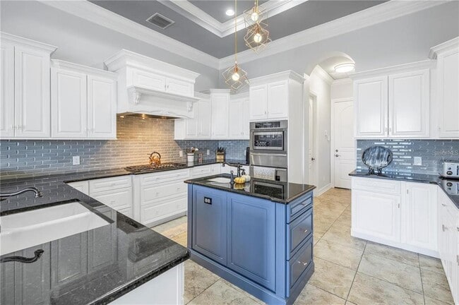 Building Photo - 4133 Causeway Vista Dr