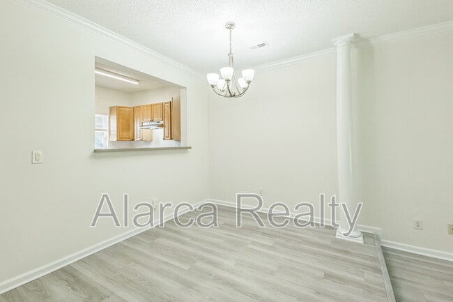 Building Photo - 11418 Savannah Creek Dr