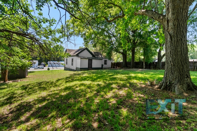 Building Photo - Freshly Updated 2BR Home Near Downtown Roanoke Rapids