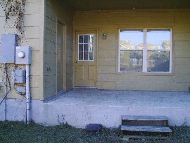 Building Photo - 4103 St Charles Bay