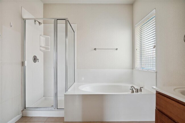 Building Photo - 4517 Heritage Well Ln