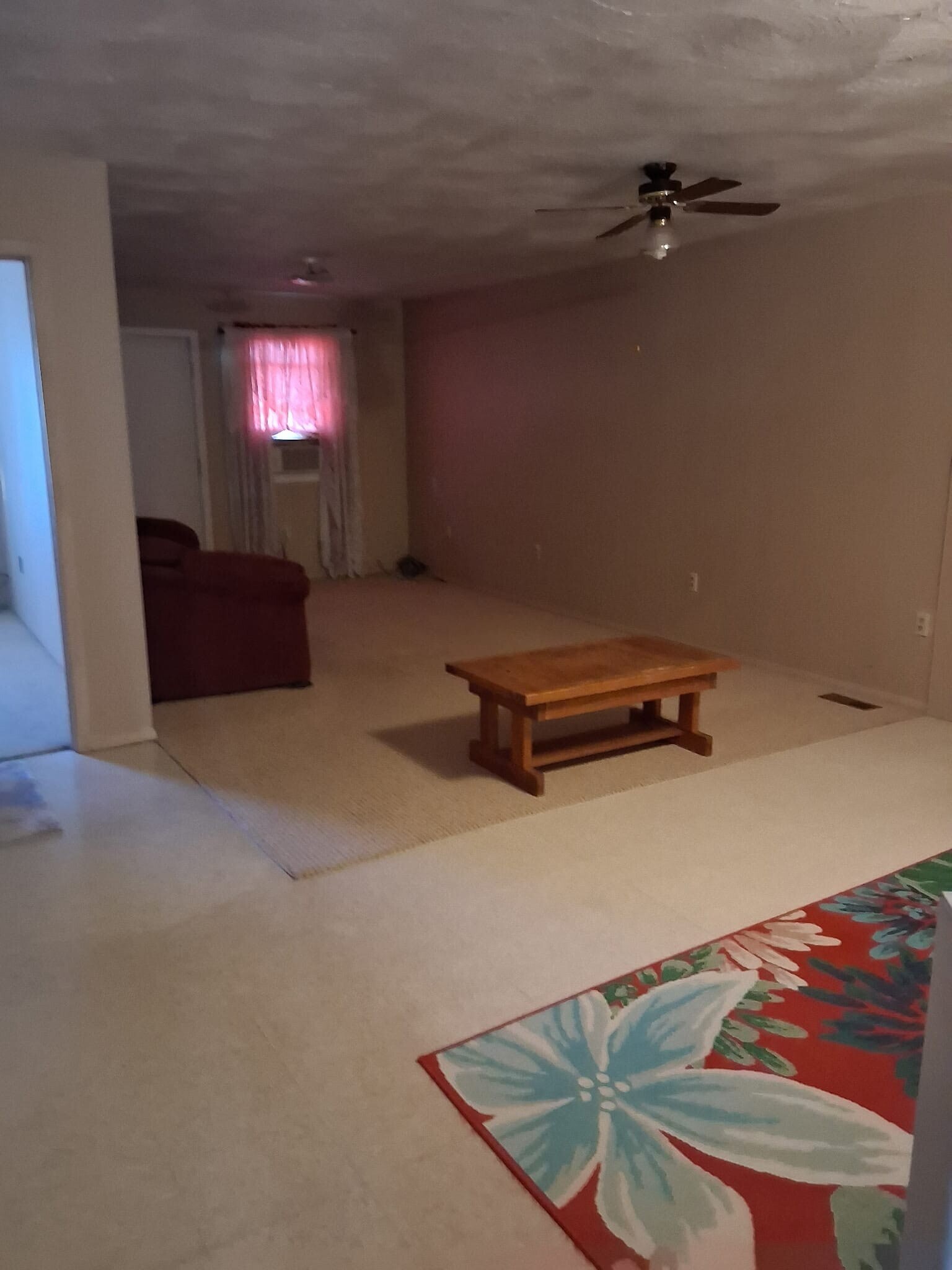 Living room - 59 East Ave