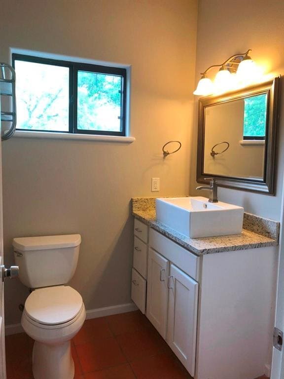 Building Photo - 2202 East Side Dr