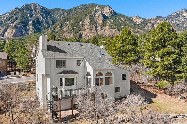 Building Photo - Luxury Living in Cheyenne Mountain – Minut...