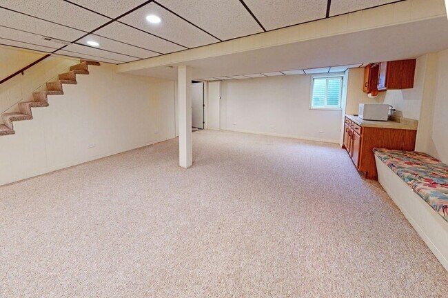Building Photo - 2711 Valley Forge Rd