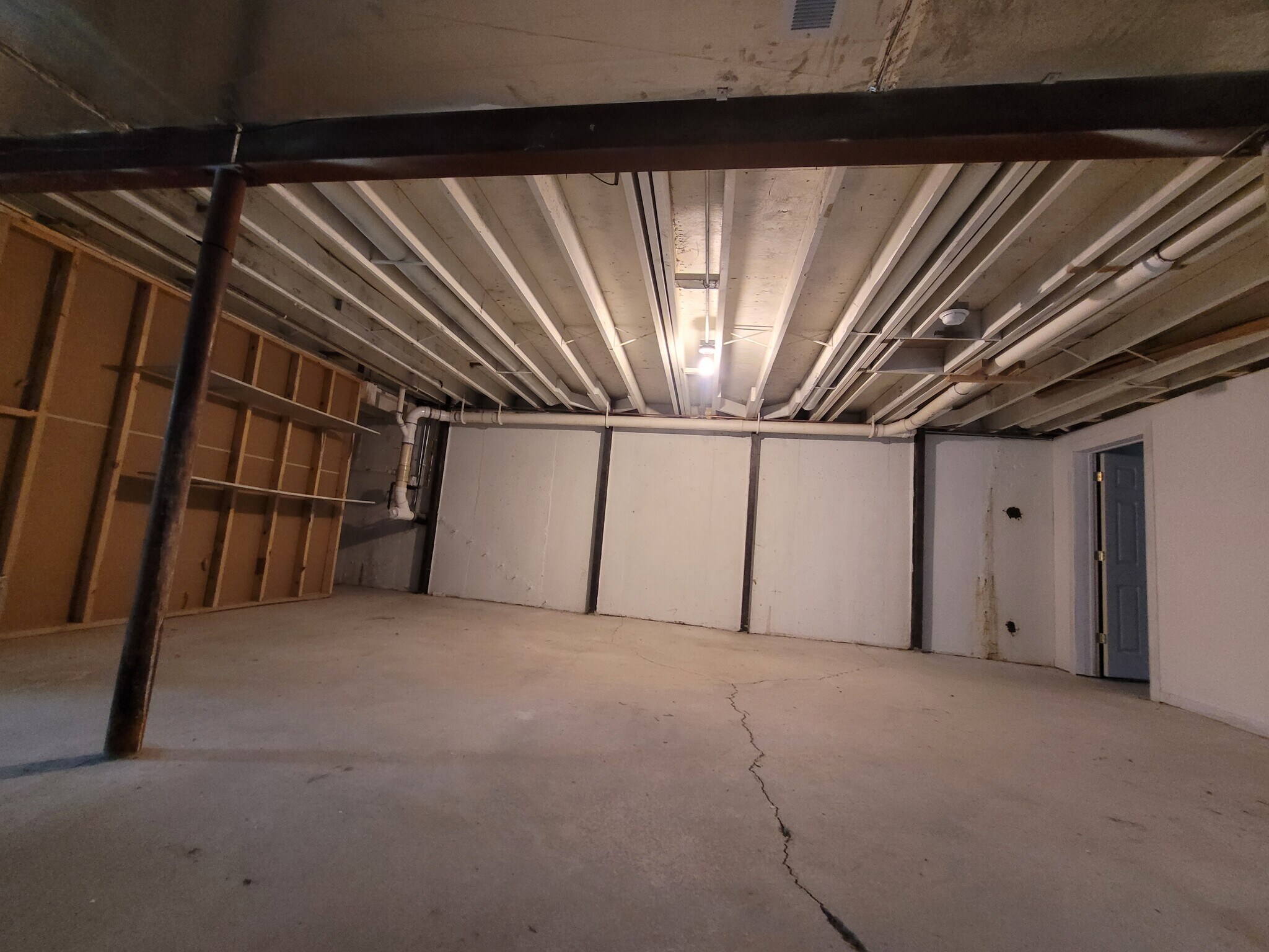 Building Photo - 364 N Everett Dr