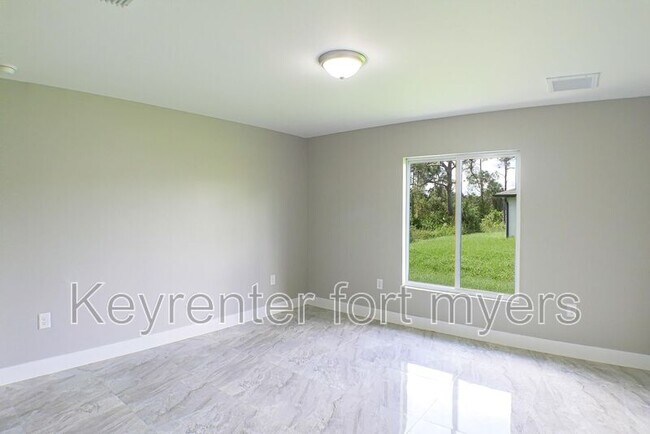 Building Photo - 2020 East 12th Street