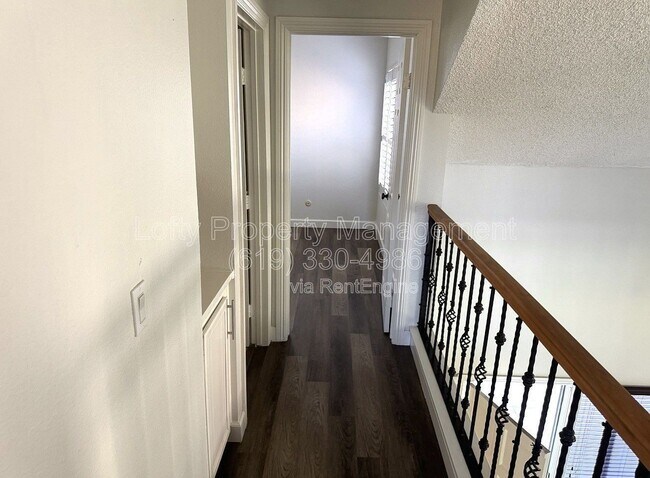 Building Photo - 4629 Villas Ct