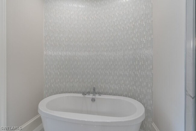 Building Photo - 16366 Corsica Way