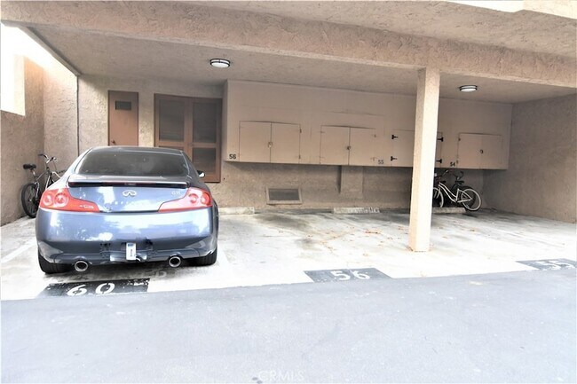 Building Photo - 16943 Bluewater Ln