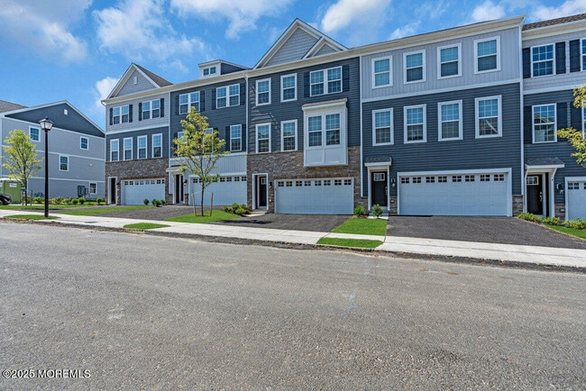 Building Photo - 8 Rothbury Ct