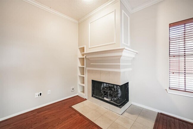 Building Photo - 7343 Hazel Cove Dr