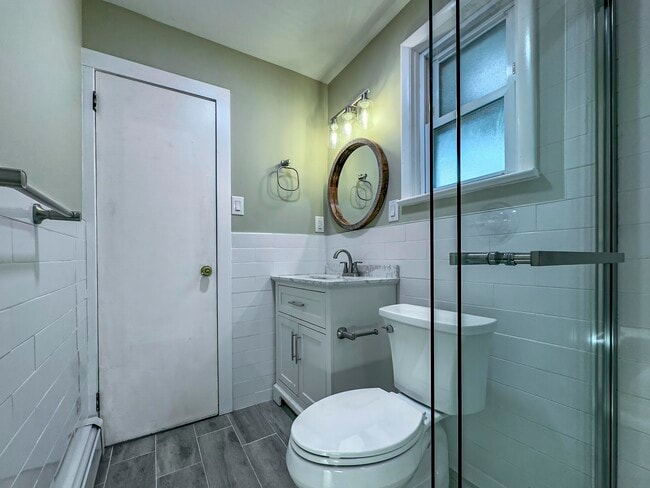 Building Photo - 340 Broadway