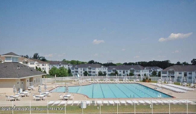 Building Photo - 410 St Andrews Pl