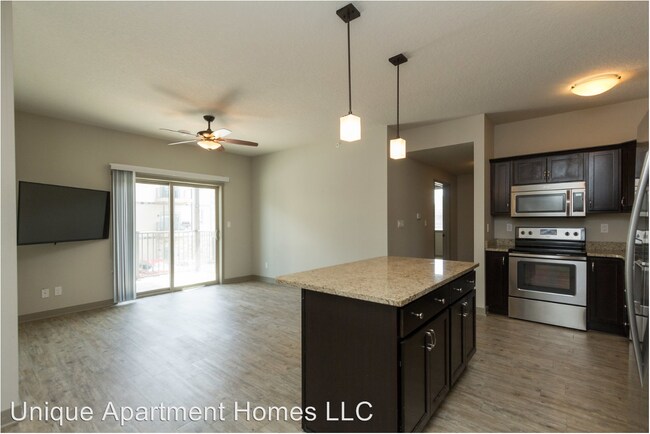 Building Photo - 4120 Lincoln Swing St