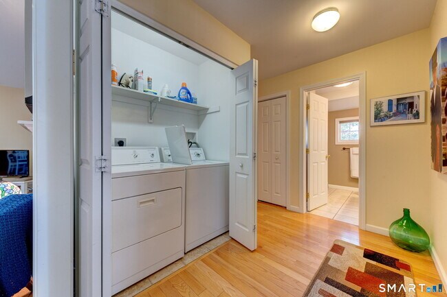 Building Photo - 46 Samuel Ln