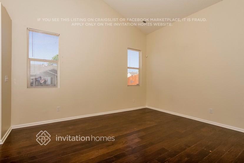 Building Photo - 1044 Clogger Ln