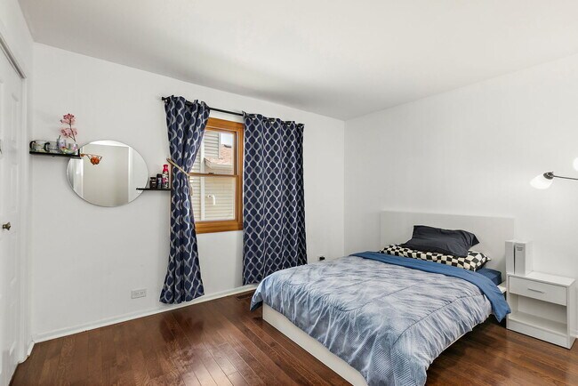 Building Photo - 1037 Conrad Ct