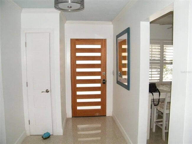 Building Photo - 1060 Jesse Ave