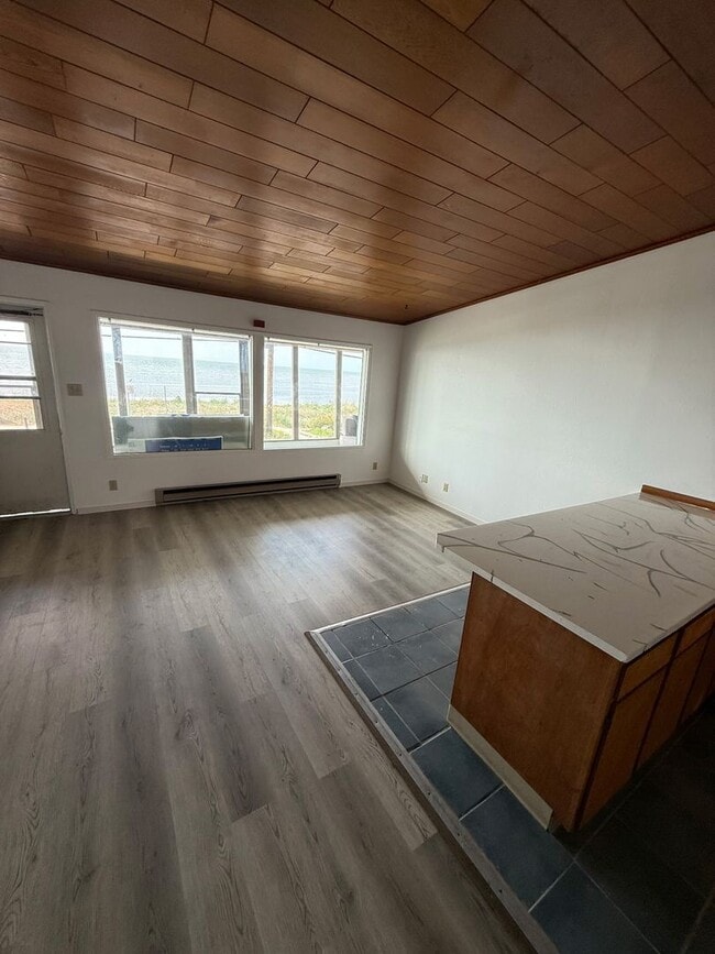 Building Photo - 8124 Birch Bay Dr