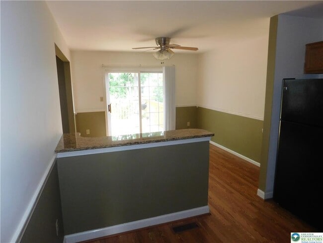 Building Photo - 12 Freedom Terrace