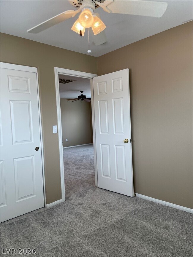 Building Photo - 3590 Laguna Veneta Ave