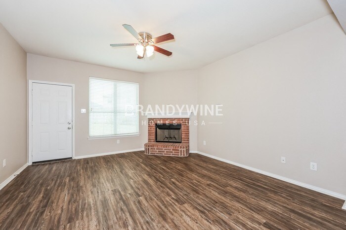 Building Photo - 1032 Buffalo Springs Dr