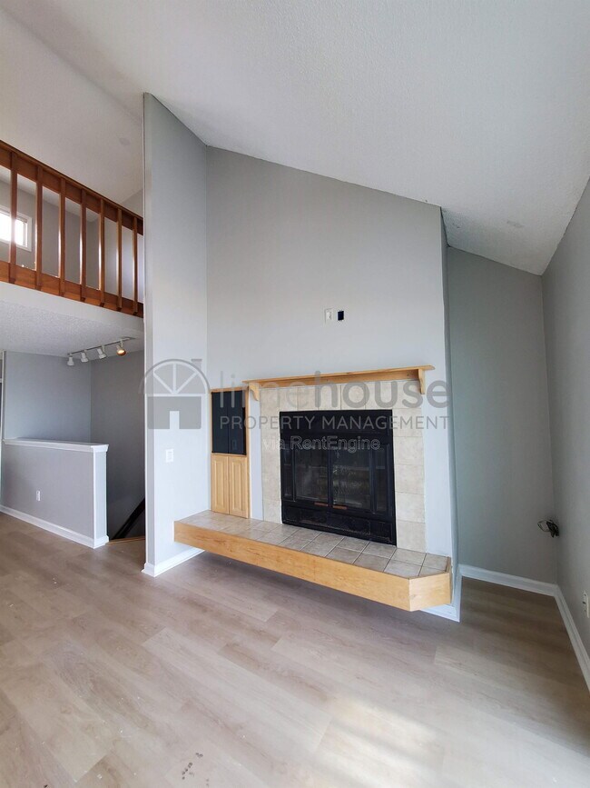 Building Photo - 1944 E Ocean View Ave