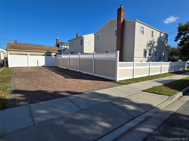 Building Photo - 153 Barwick Blvd